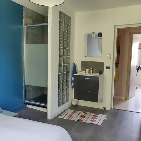 Maison Familiale Avec Belles Prestations Balma