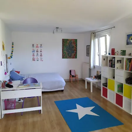 Maison Familiale Avec Belles Prestations Villa