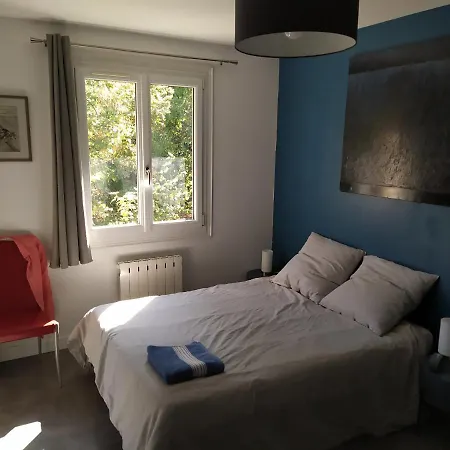 Maison Familiale Avec Belles Prestations Villa *